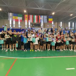 Tenis de masă. Sportivii slătineni au strălucit la „Dumbrăvița Championships Trophy”: 17 medalii câștigate